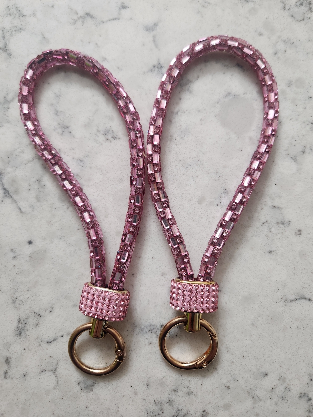 Sparkle Loop Keyring - Picture 4 of 13